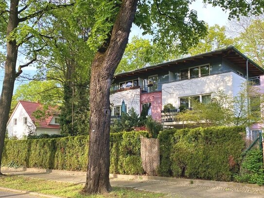 Nur 300m zum Wasser: gepflegte Wohnung mit Dachterrasse & Stellplatz