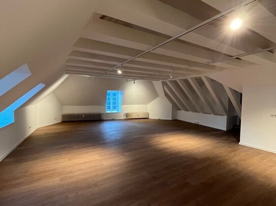 Neu renoviertes Yogastudio am St. Johanner Markt - Saarbrücken