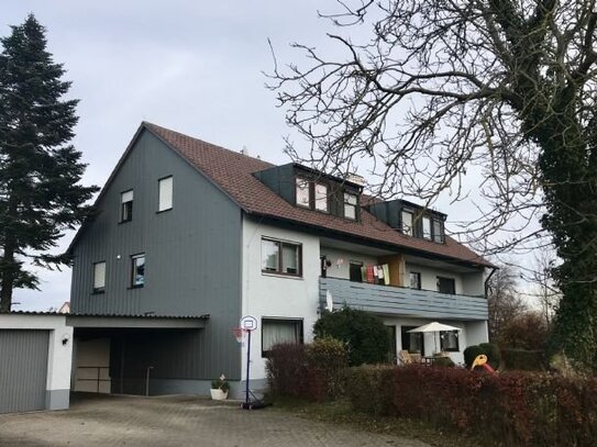 Helle 2-Zimmer-Whg mit großem Südbalkon, ruhige Lage in 5-Parteien-Haus