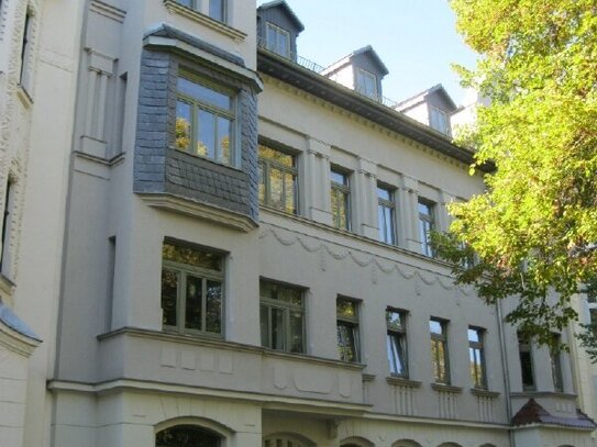 Geräumige 2-Raumwohnung mit Balkon in ruhiger Lage (Hochparterre; Gablenz)