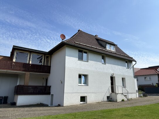 Haus mit zwei Wohneinheiten, herrliches Grundstück, Maisonette