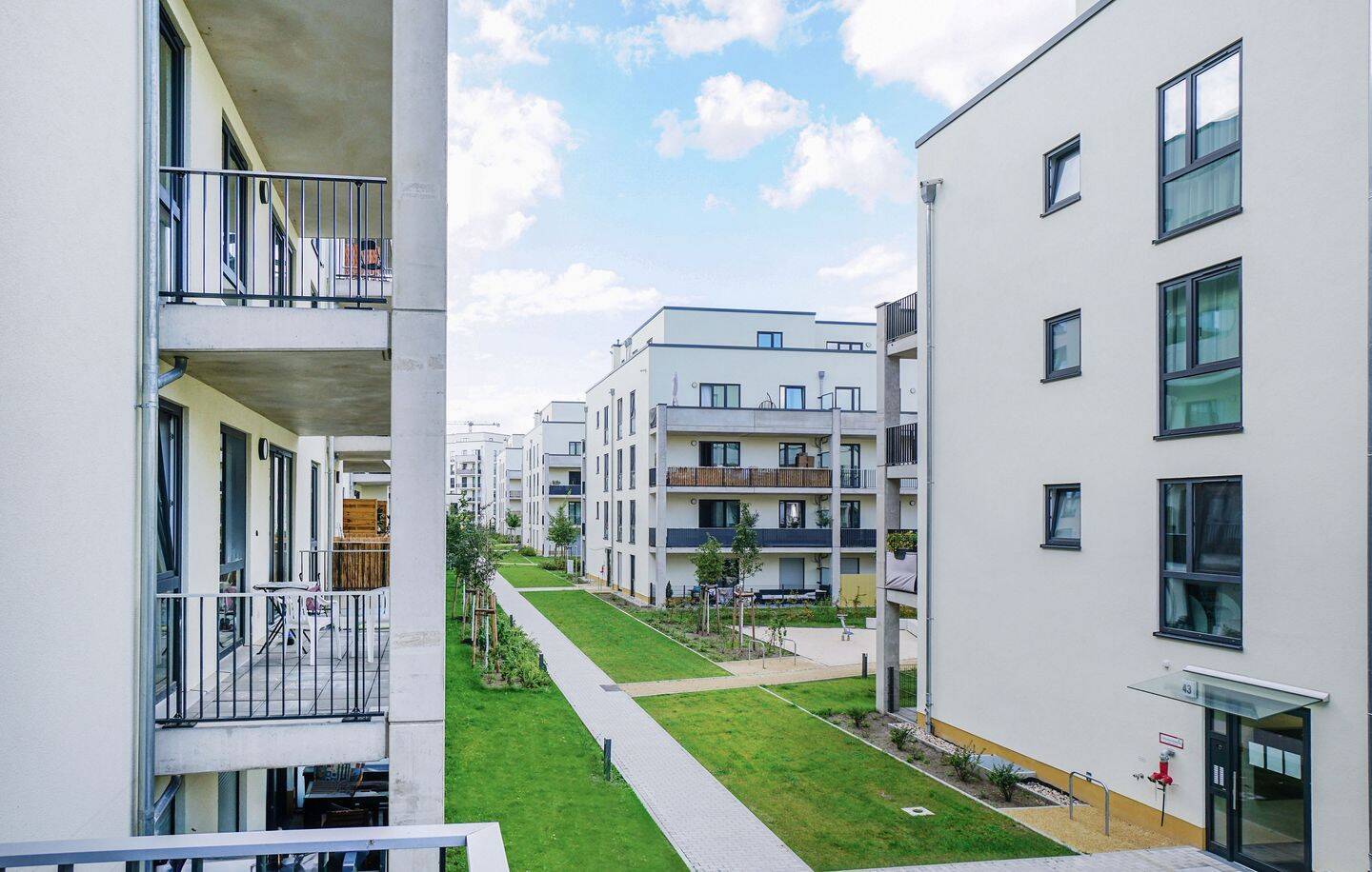 Halske Gärten - Moderne, lichtdurchflutete Wohnungen im Grünen - Photo 1