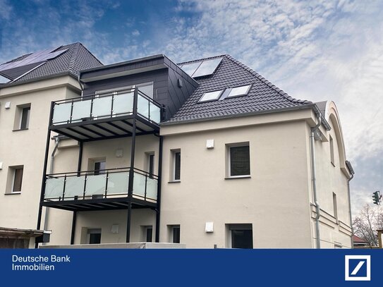 Charmante DG-Wohnung in Top-Ausstattung - kleine Heizkosten durch solar und Wärmepumpe