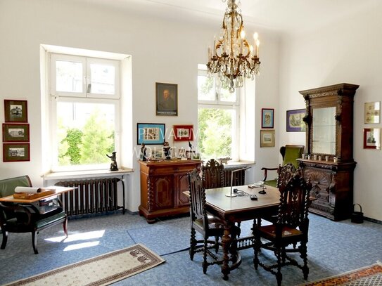 Stattliche, historische Villa ++ kein Denkmalschutz/ 12 Zimmer / 500 m²