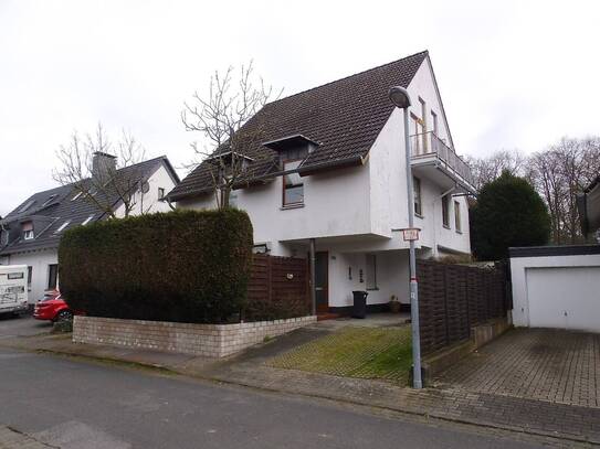 Moers-Schwafheim Doppelhaushälfte in ruhiger Anliegerstrasse provionsfrei