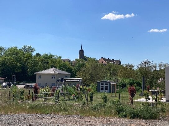 Leben in der Schlossstraße Baugrund mit Schlossblick am Süßen See