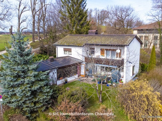 Bevorzugte Lage direkt am "Guntramshügel" Nähe Klinikum! 1.000 m² Grund, bebaut mit Einfamilienhaus