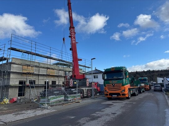 Herbolzheim - *KFW 300* Wir bauen für Sie! - 145 qm - 5 Zimmer - Schönes Reihenhaus in phantastischer Lage - Eichenweg