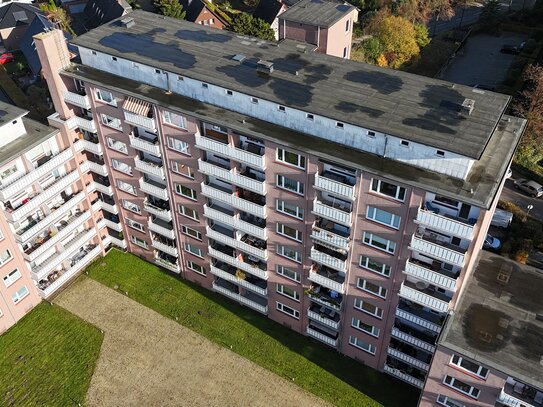 Krupunder Ring: 3-Zi.-ETW, 5.OG , EBK, Vollbad, West-Balkon, Stlpl. € 225.000,-