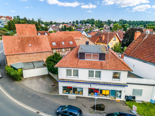 Attraktives Wohn- und Geschäftshaus mit Garten und Doppelgarage in Niddatal-Assenheim