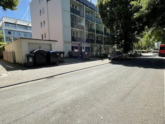 Helle, modernisierte 1 Zimmer Wohnung mit Balkon und Aufzug in begehrter Lage Wiesbadens