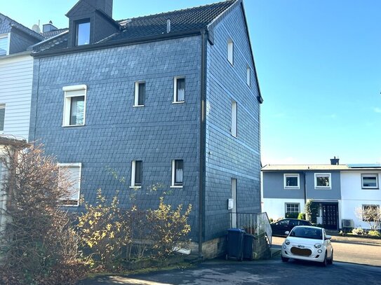 Handwerker-Paradies: Renovierungsbedürftige ca. 160 m² Doppelhaushälfte in Gevelsberg