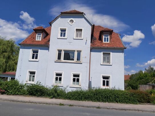 Altbau-Eigentumswohnung (Erdgeschoß) mit Garten zu verkaufen