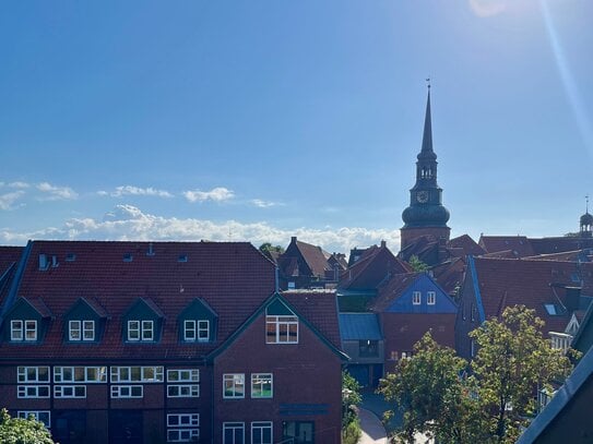 4 Zimmer Maisonette-Wohnung mit Dachterrasse, Kamin u. Stellplatz in der Altstadt, provisionsfrei