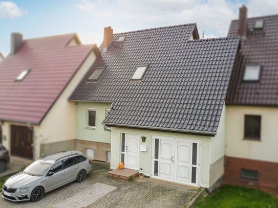 Gepflegtes 4-Zi.-Zuhause mit Garten und Garage in guter Stadtrandlage