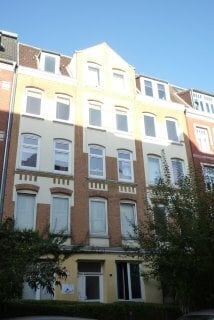 Samwerstr 7 , 2 Zimmerwohnung mit Balkon , neu renoviert