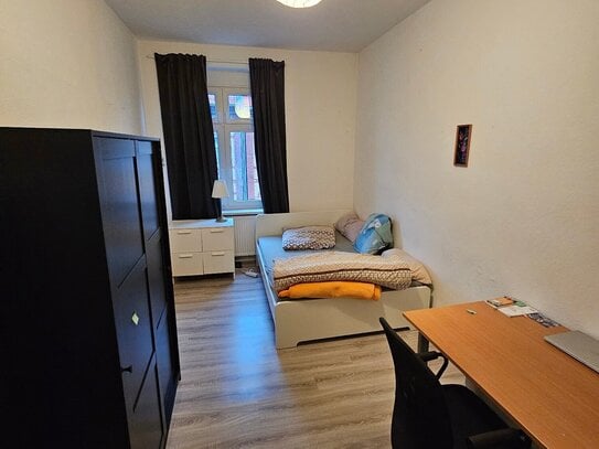 Geräumige 2 Zimmer-Wohnung | City-Lage