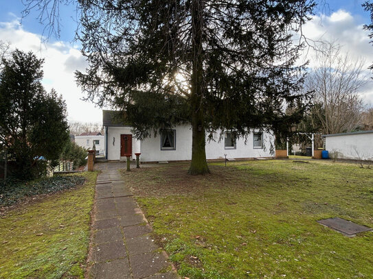 Haus auf großem Grundstück in Berlin Frohnau