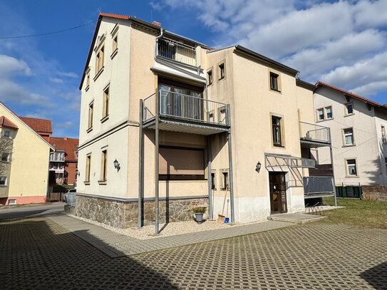 vorteilhaft geschnittene 2 Raum Wohnung mit Südbalkon