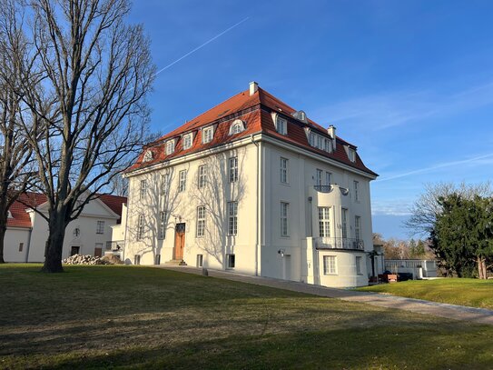 Baugrundstück mit Baugenehmigung Schloßgartenallee