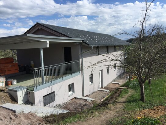 Zweifamilienhaus mit toller Aussicht