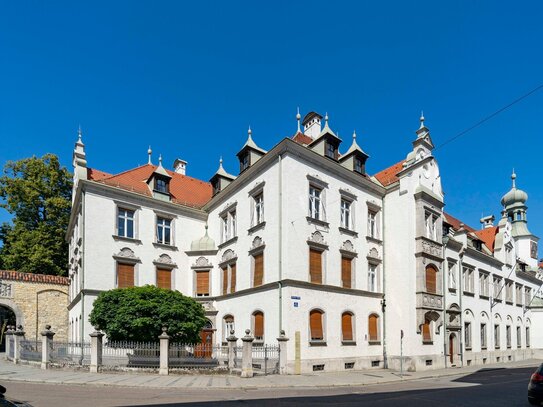 Direkt am Schloss! - Historische Bürofläche in exklusiver Altstadtlage