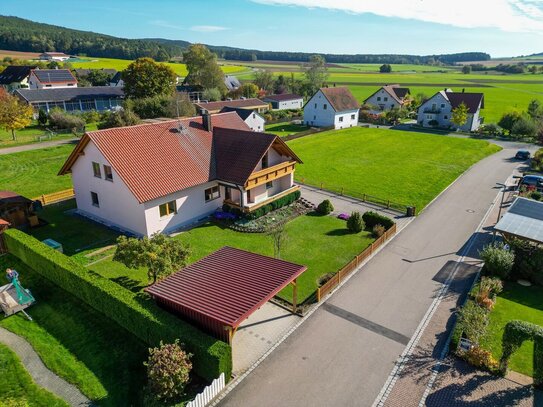 Einfamilienhaus mit Garagenbau in Etsdorf