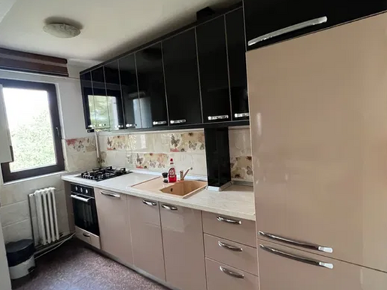 *** Wohnung mit Balkon 2,5 Zimmer, komplett möbliert ***