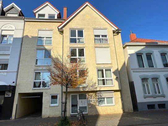 Schöne Mietwohnung mit großem Balkon im Bereich Lotter Straße