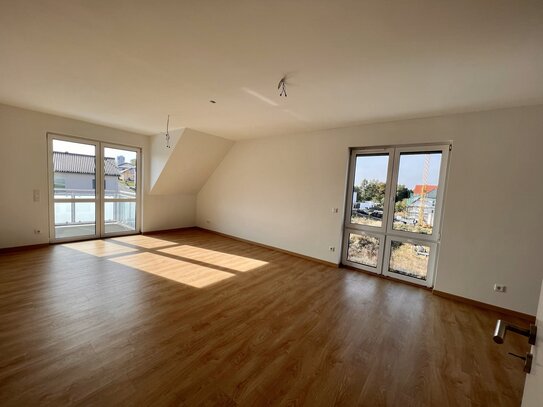 Barrierefreie 2,5-Zimmer-Apartment mit großem Balkon, Aufzug im modernen Neubau