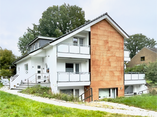 Zweifamilienhaus 1970, mit Appartments, 301 m², auf 1507 m² Grund, 210 m zum Strandweg in Pelzerhaken