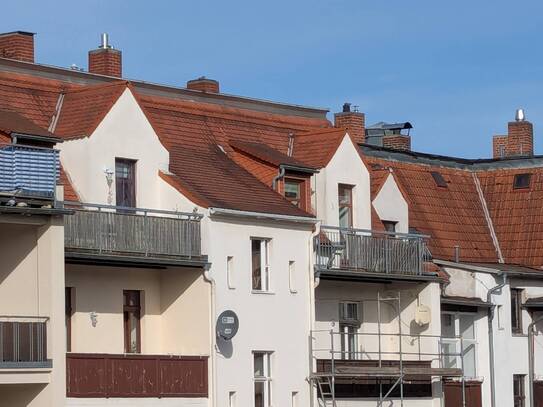7 Raum DG Wohnung mit 2 Balkonen und Gäste WC