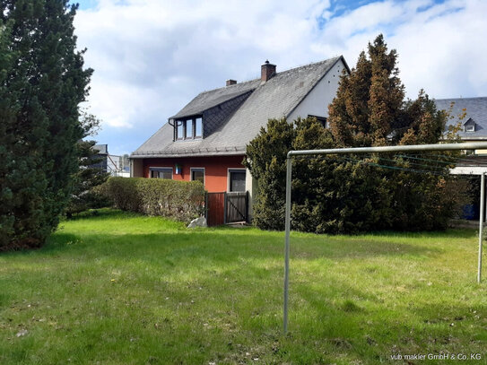 Idyllische Zweifamilienhaus in ruhiger Lage in Feilitzsch