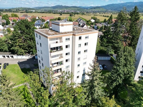 Ihre Traumwohnung mit Weitsicht - geräumige 4-Zimmer-Wohnung in Bad Krozingen