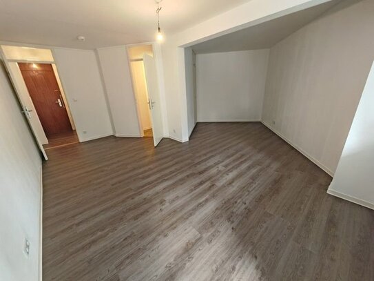 Ideal für Studenten und Singles - geräumiges 1-Zi.-Apartment mit Balkon