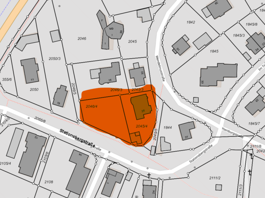 Villenartiges Anwesen mit riesigem Grundstück für Neubau, Abriss, Projektbau