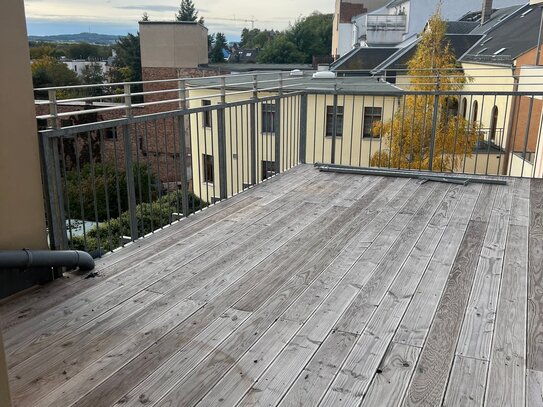 toller Ausblick, 2 Raumwohnung mit Dachterrasse in der Innenstadt (Zentrum)