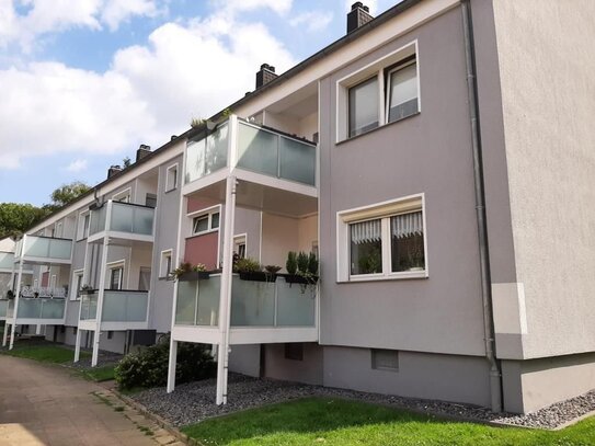 Bei VIVAWEST die Sonnenstrahlen auf dem eigenen Balkon genießen.