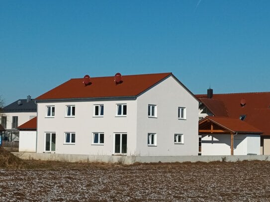 +++Schöne Doppelhaushälfte mit Garage und Carport! -Freier Blick auf Wiesen und Felder-+++