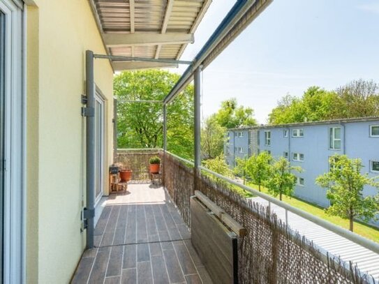 Provisionsfrei: Sonnige, ruhige 3-Zimmer-Wohnung mit riesigem Balkon