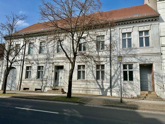 Historisches Mehrfamilienhaus im Zentrum