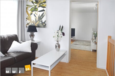 Komplett Möbliert/Furnished Accommodation in: Pempelfort/Hofgarten. Loft über 2 Etagen mit