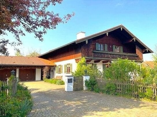 Charmantes Einfamilienhaus in ruhiger Lage im Alpenvorland