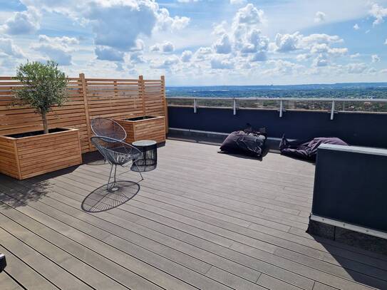 Luxus-Penthouse über den Dächern von Köln mit großer Dachterrasse