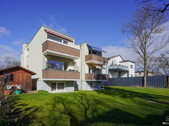 Bezugsfreie 2-Zimmerwohnung mit Balkon und Blick in den grünen Garten