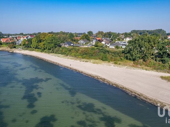 Architektenhaus in exklusiver Strandlage von Pelzerhaken mit Potential für zwei Wohneinheiten