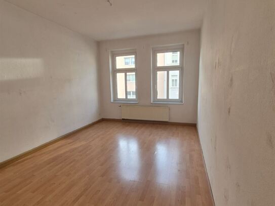 Gemütliche 2-Zimmer mit Laminat, Balkon und Wannenbad in ruhiger Lage!!! EBK mgl.