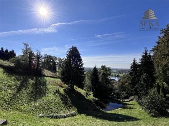 Ein Paradies mit großem Grundstück, Weiher und Weitblick