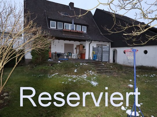 2-Familienhaus mit großem Garten in Bad Lippspringe ( Renovierungsbedürftig )