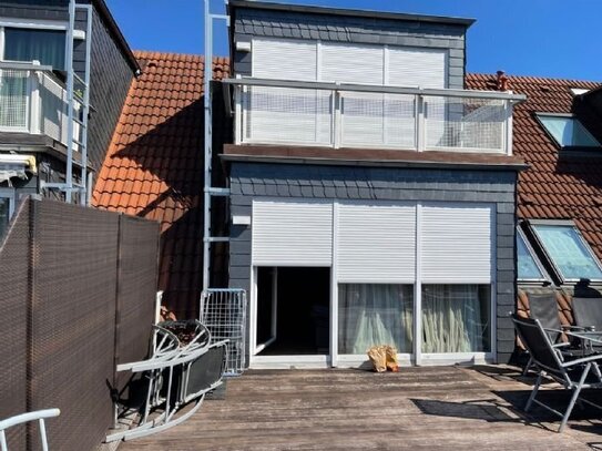 SANKT AUGUSTIN, große helle 3 Zi. Maisonette-ETW, ca. 125 m² Wfl., gr. Dachterrasse + Balkon